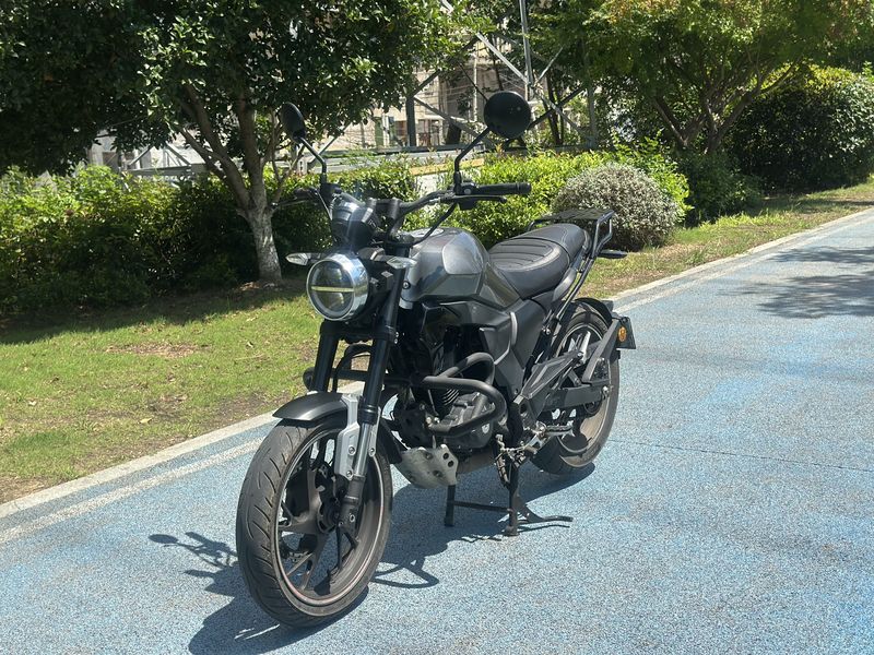 新大洲本田 CBF190TR