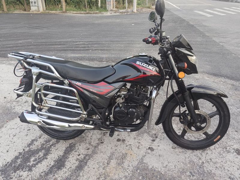 济南铃木 QS150悍骏