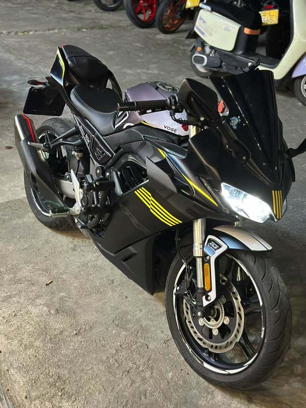 无极 250RR