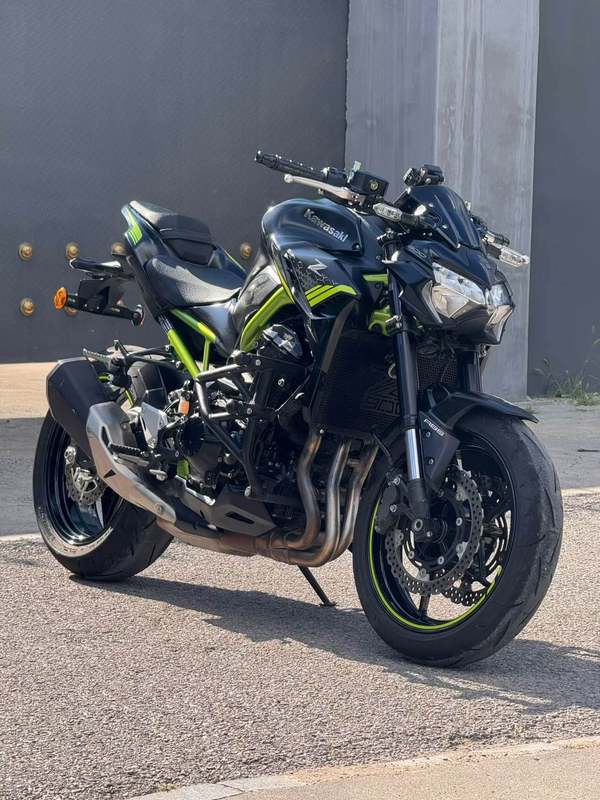 川崎 Z900