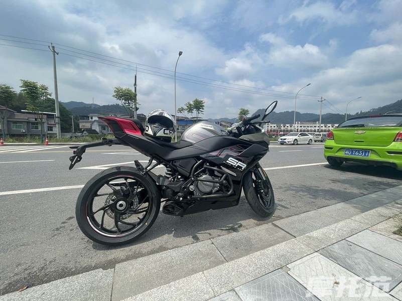 春风 250SR