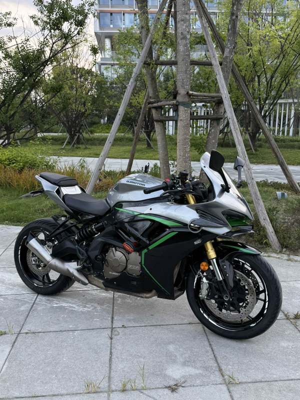 QJMOTOR 赛600