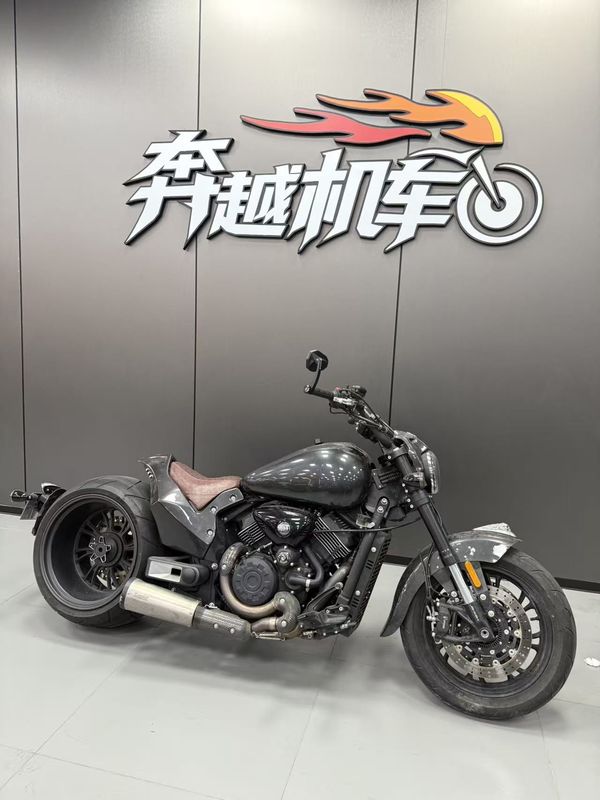 香帅 金刚狼800S
