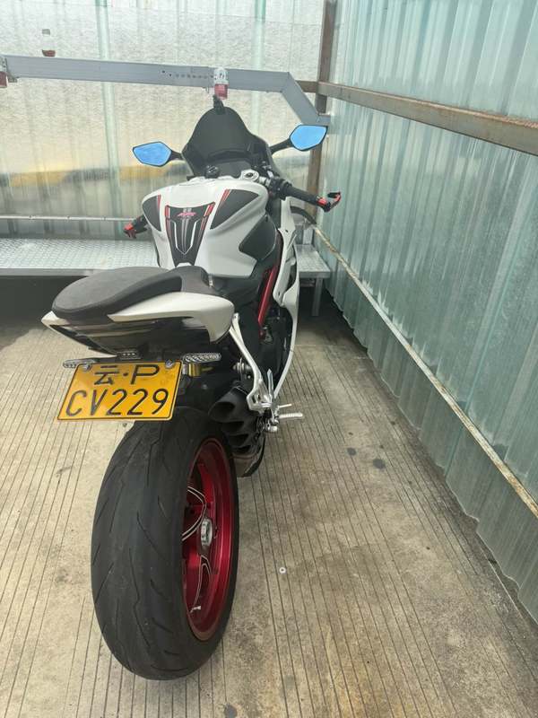 QJMOTOR QJ900GS-8D