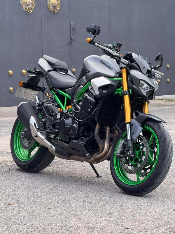 川崎 Z900