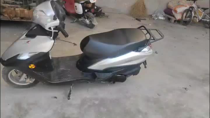 豪爵 VF100