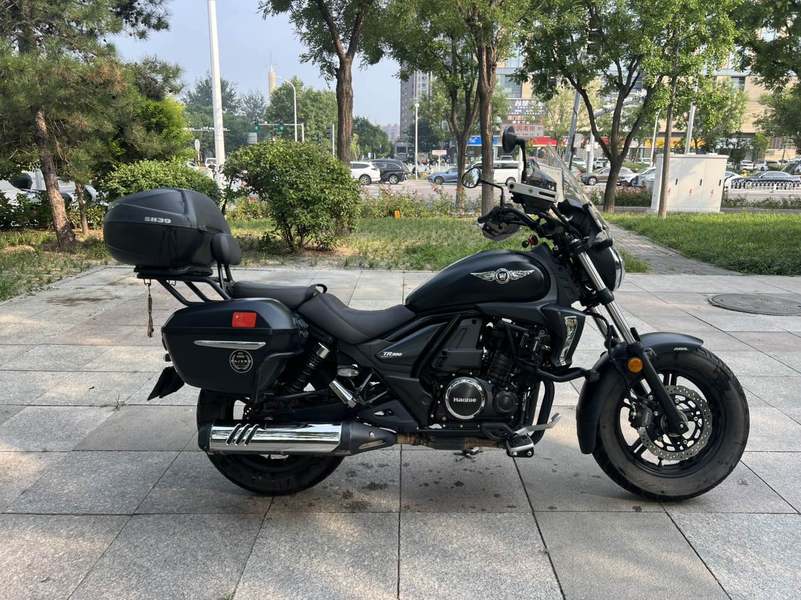 豪爵 TR300