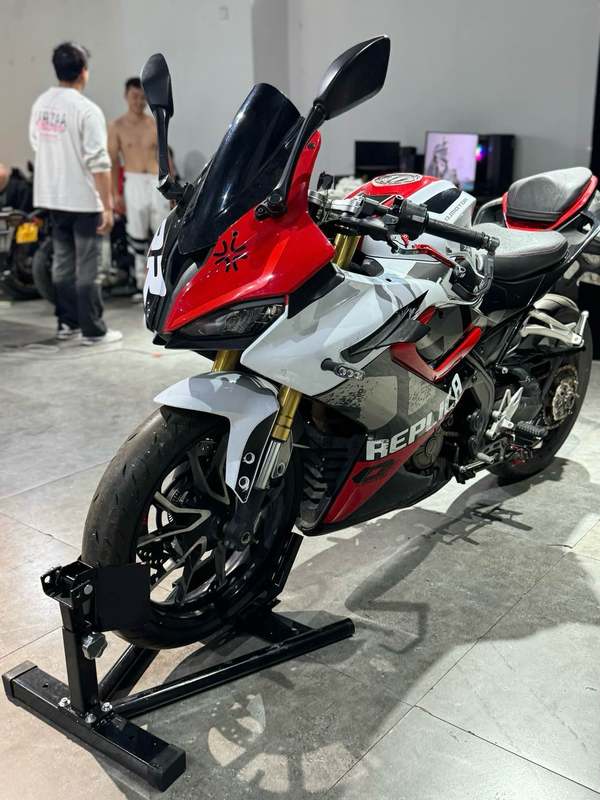QJMOTOR 赛250