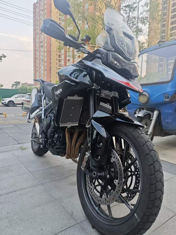凯旋 Tiger 900