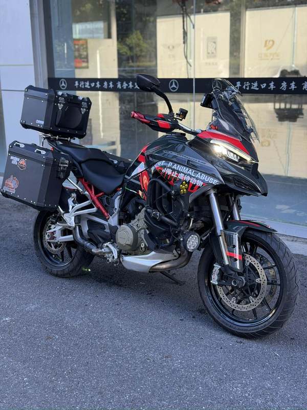 杜卡迪 Multistrada V4