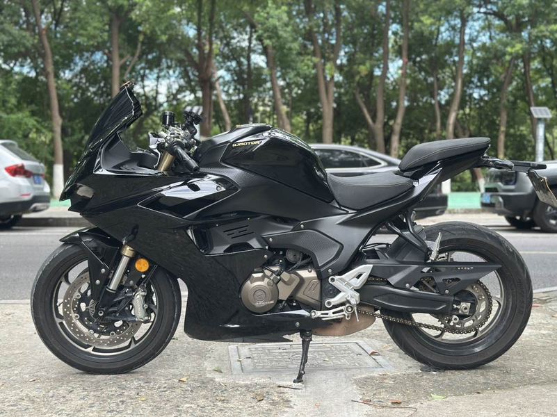 QJMOTOR 赛550