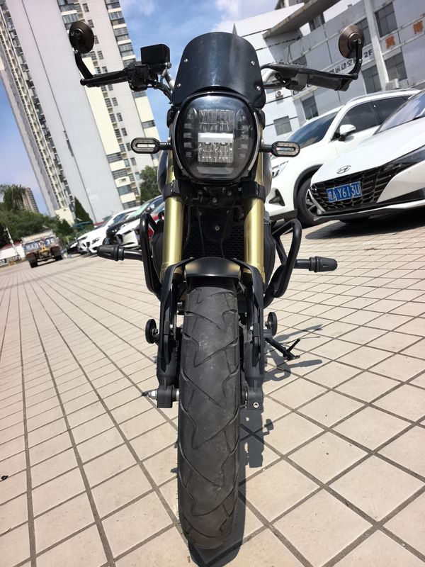 无极 300AC