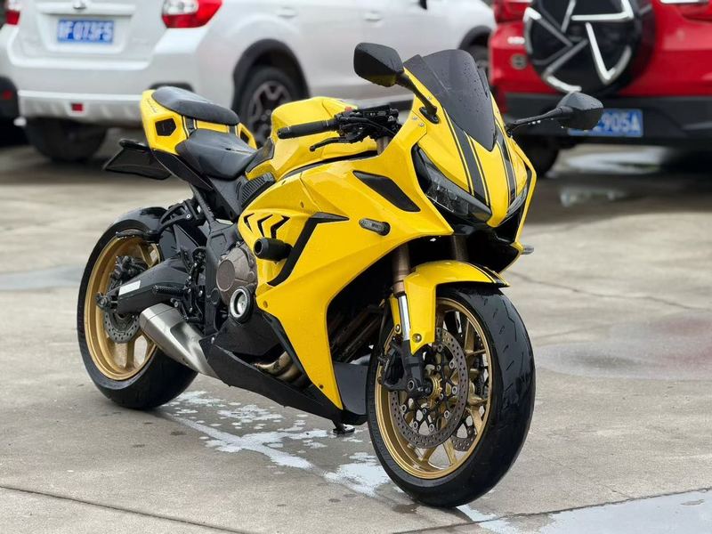 本田DREAMWING CBR650R