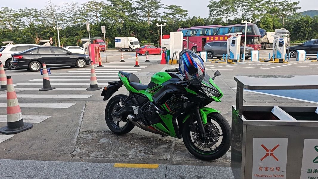 川崎 Ninja 650 