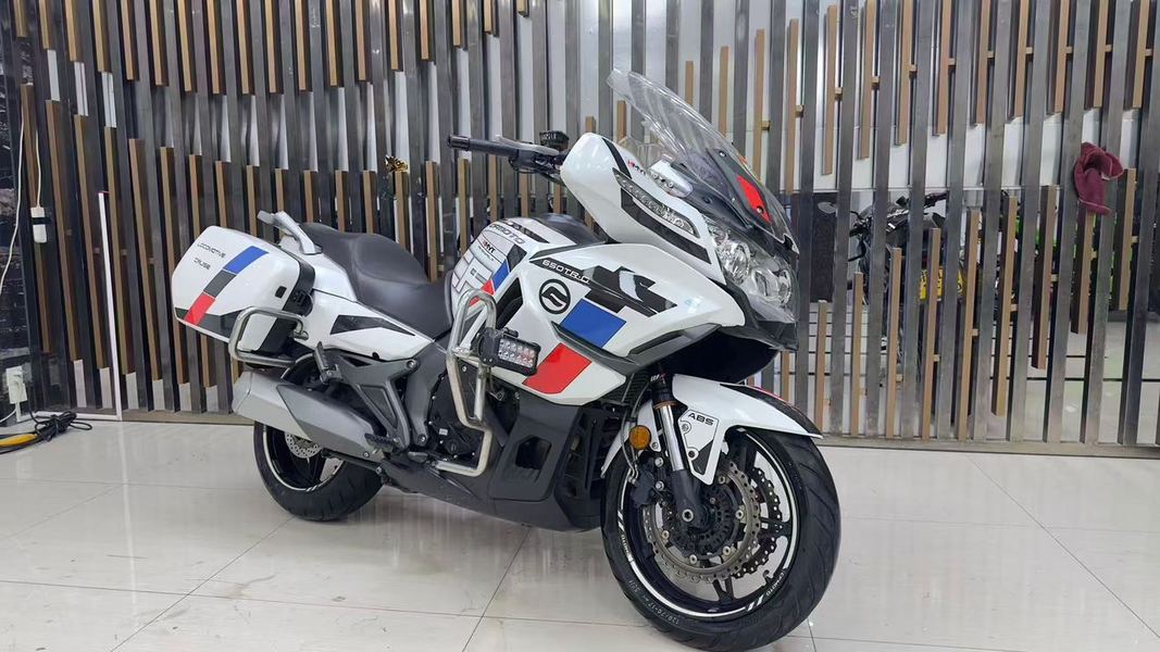 春风 650TR-G