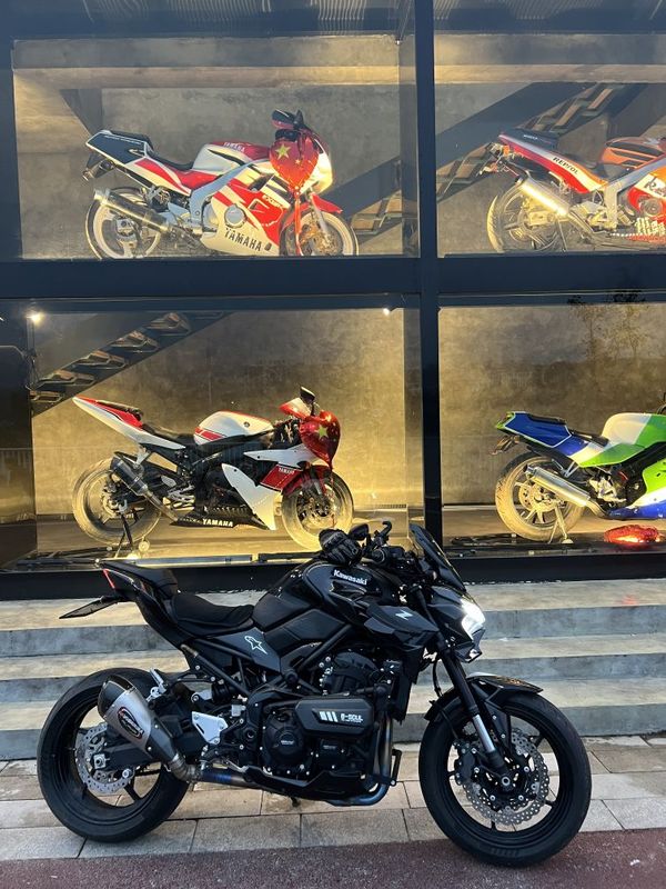 川崎 Z900