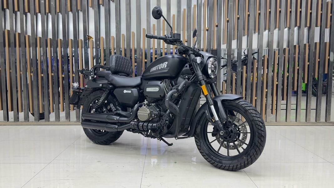 QJMOTOR 闪250