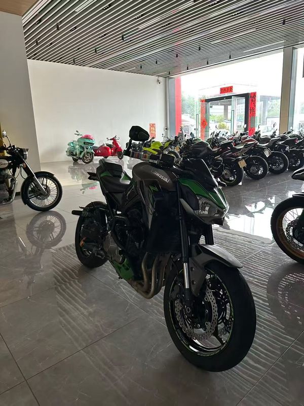 川崎 Z900