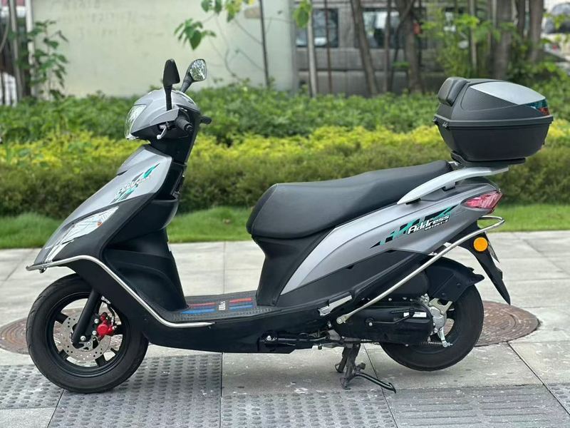 济南铃木 优友 UU125i