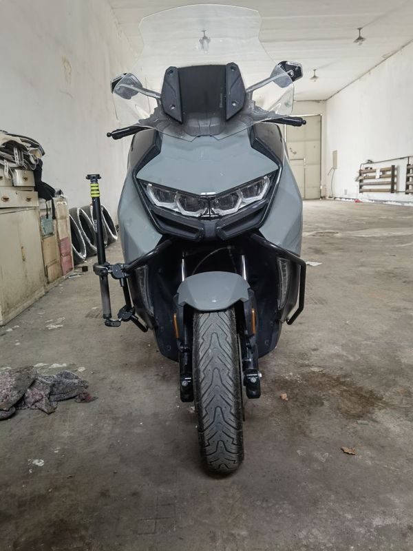宝马 C 400