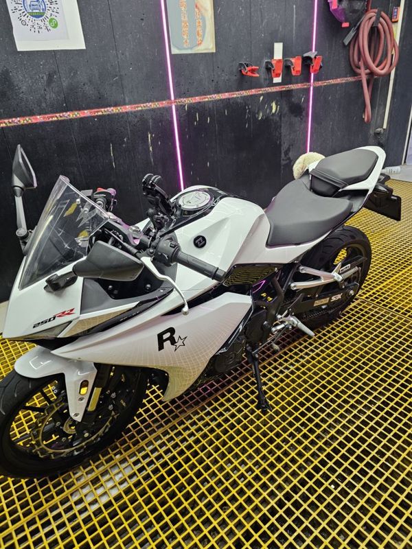 凯越 250RR 刺鸟