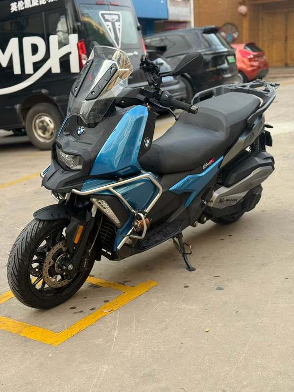 宝马 C 400