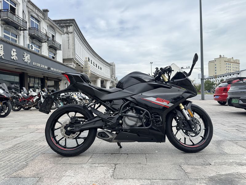 春风 250SR