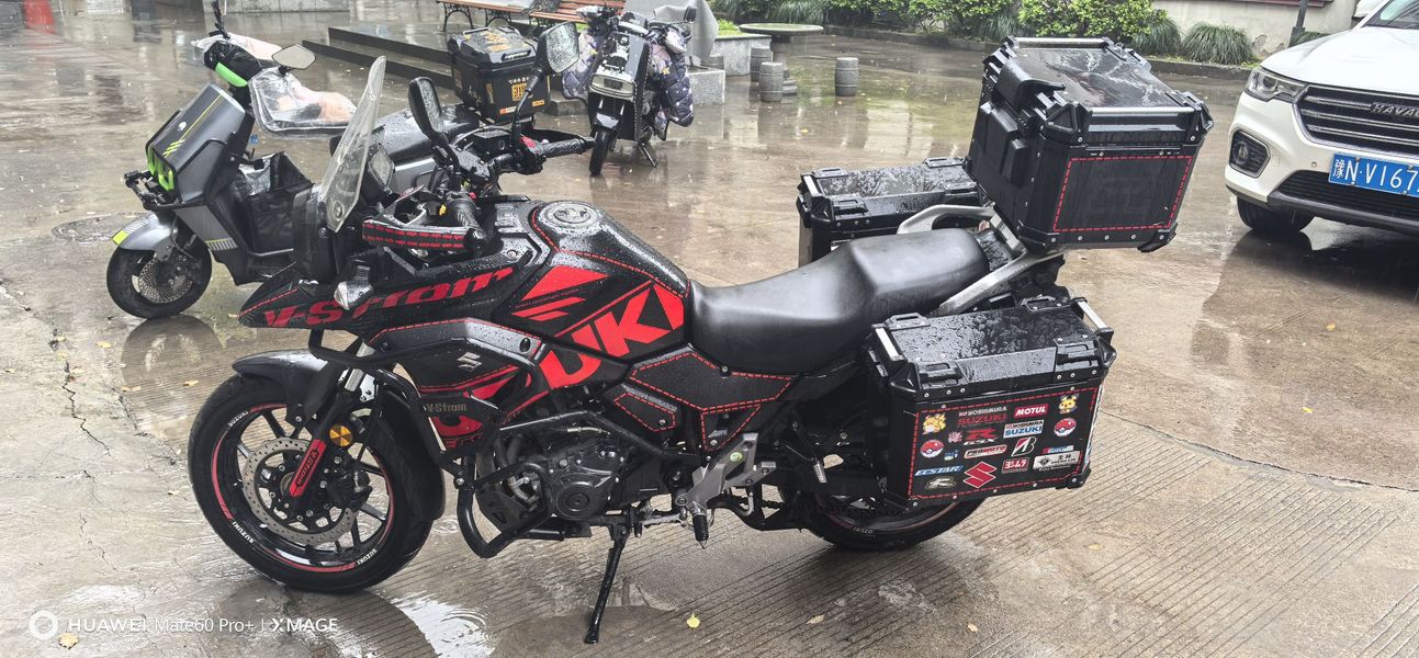 豪爵铃木 DL250