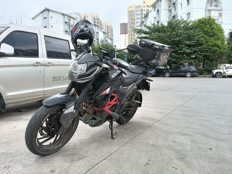 豪爵 DR150
