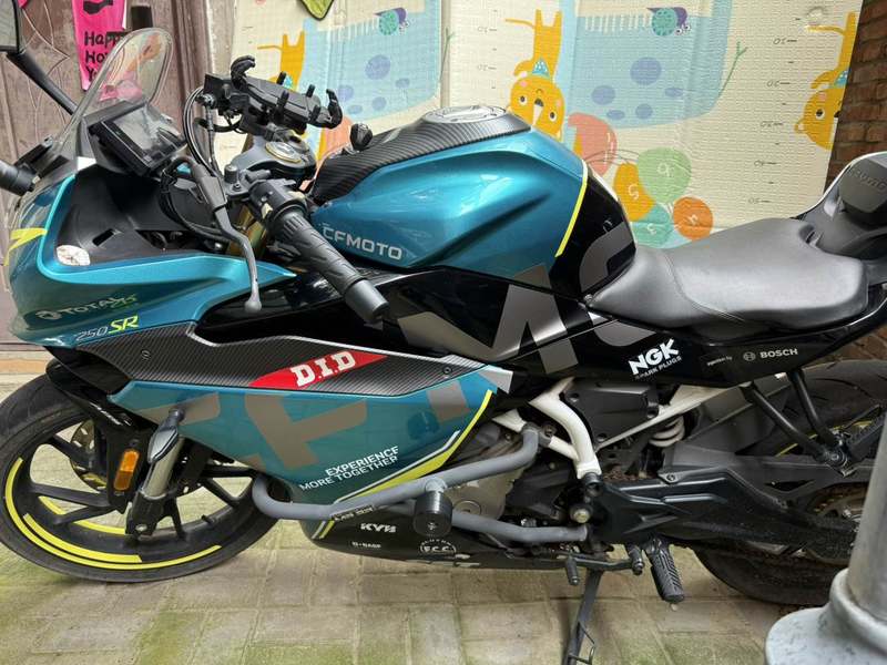 春风 250SR