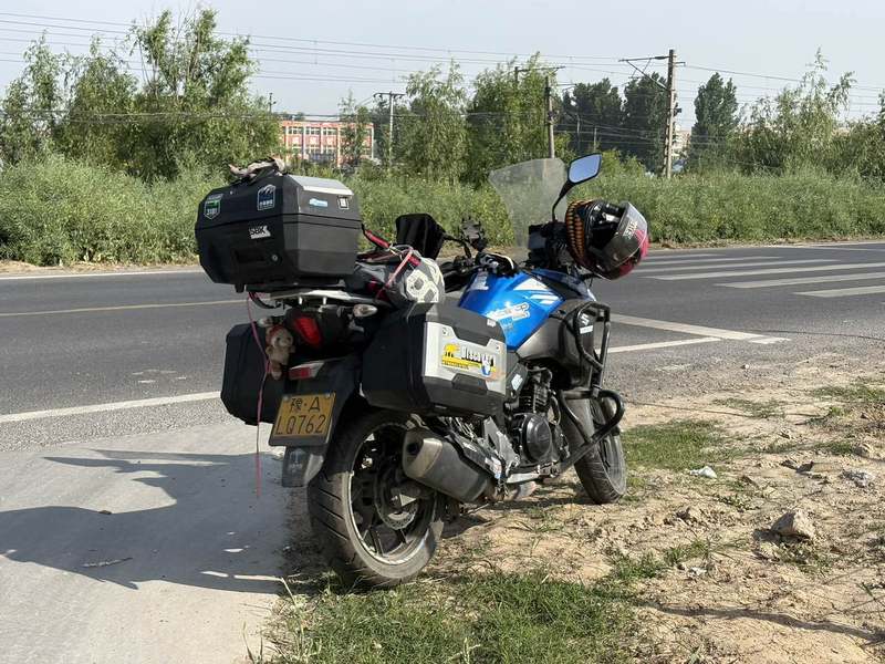 豪爵铃木 DL250