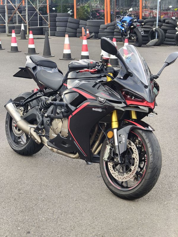 QJMOTOR 赛600