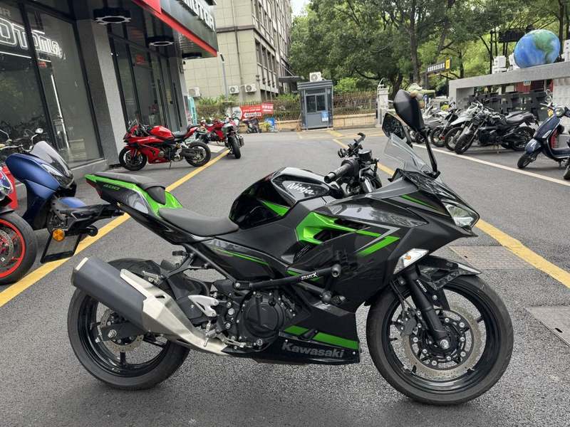 川崎 Ninja 400