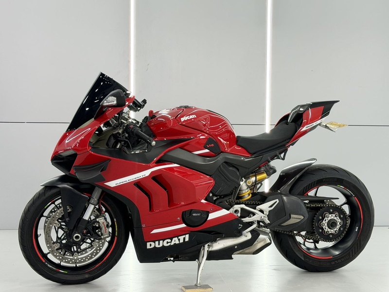 杜卡迪 Panigale V4