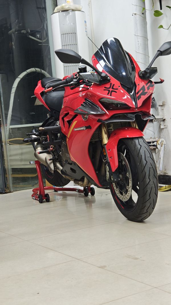 QJMOTOR 赛600