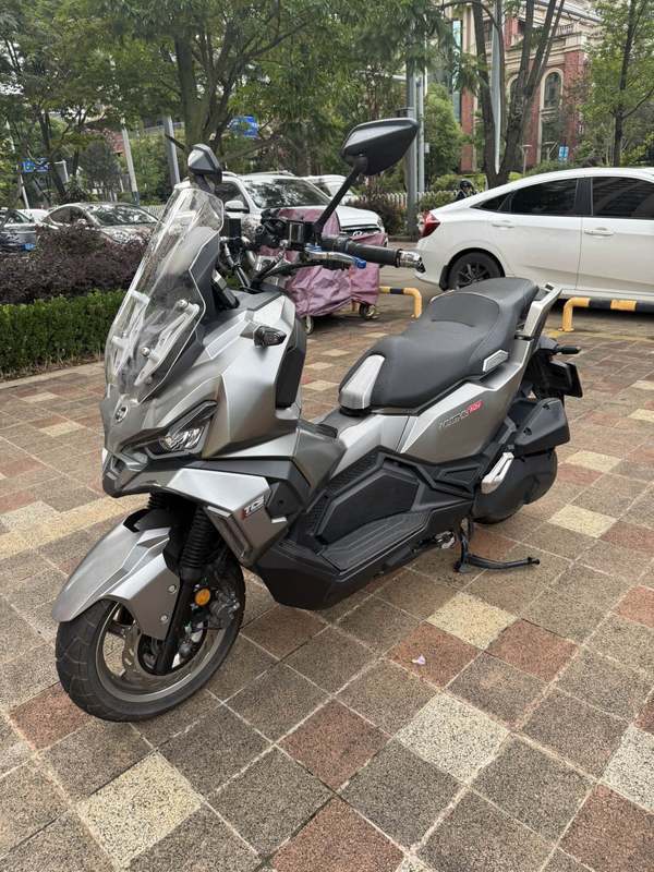 SYM三阳 Husky ADV 150