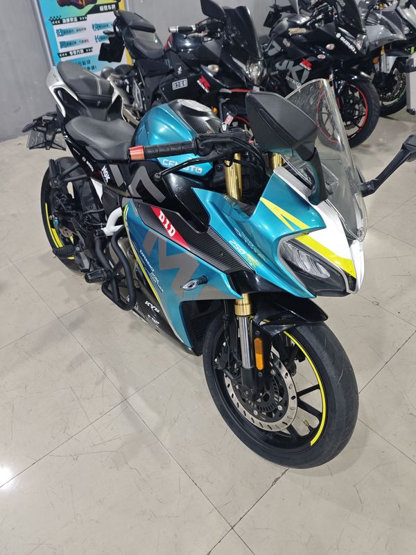 春风 250SR