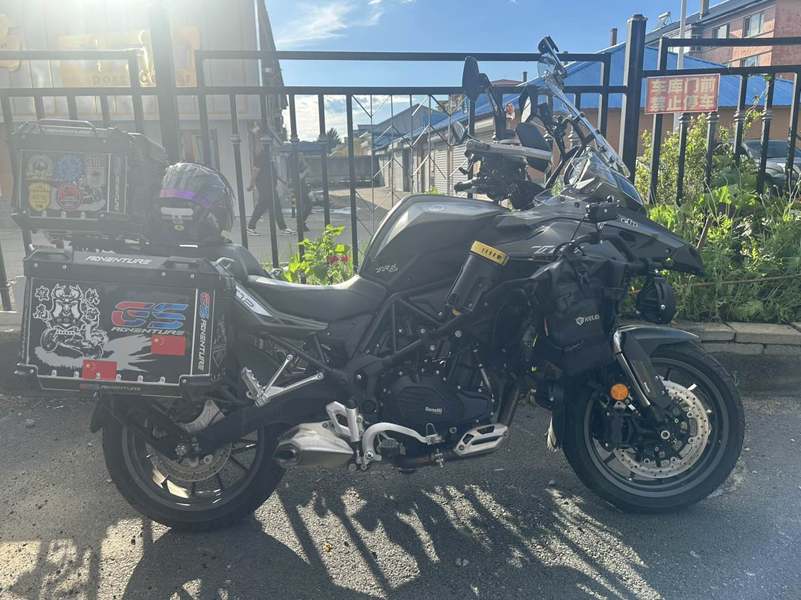 贝纳利 金鹏 TRK502