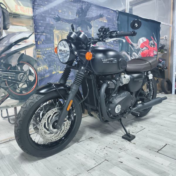 凯旋 Bonneville T120