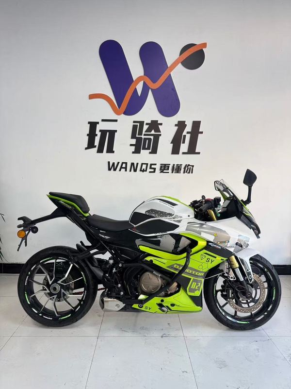 QJMOTOR 赛250