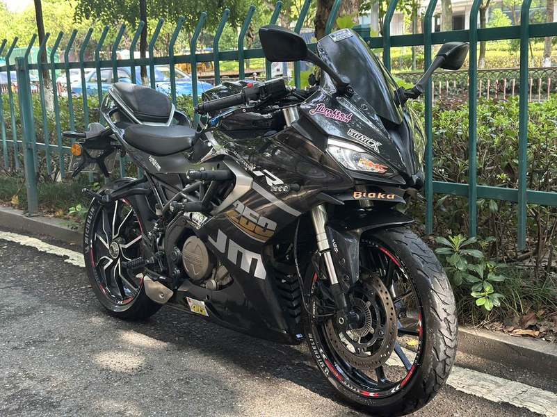 QJMOTOR 赛250