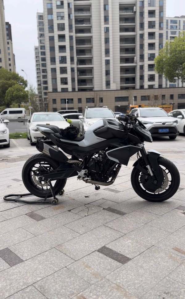 春风 800NK