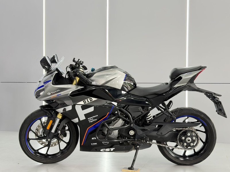 春风 250SR