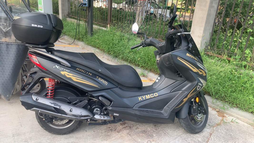 光阳 赛艇 250