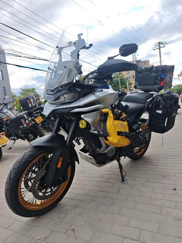 春风 800MT
