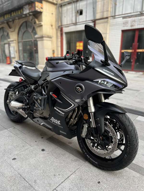QJMOTOR 赛600