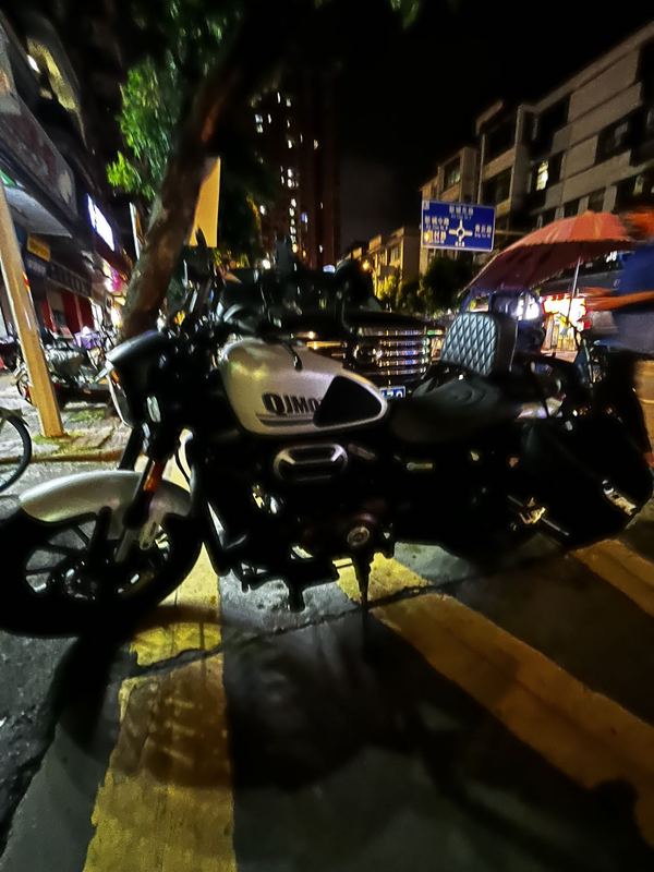 QJMOTOR 闪250