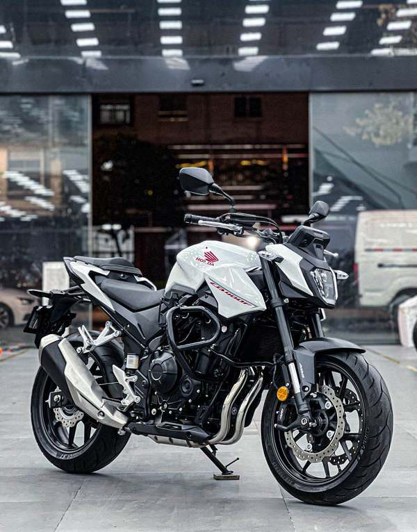 本田WING CB400F