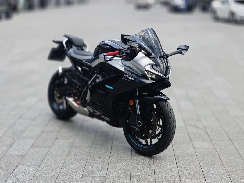 春风 675SR