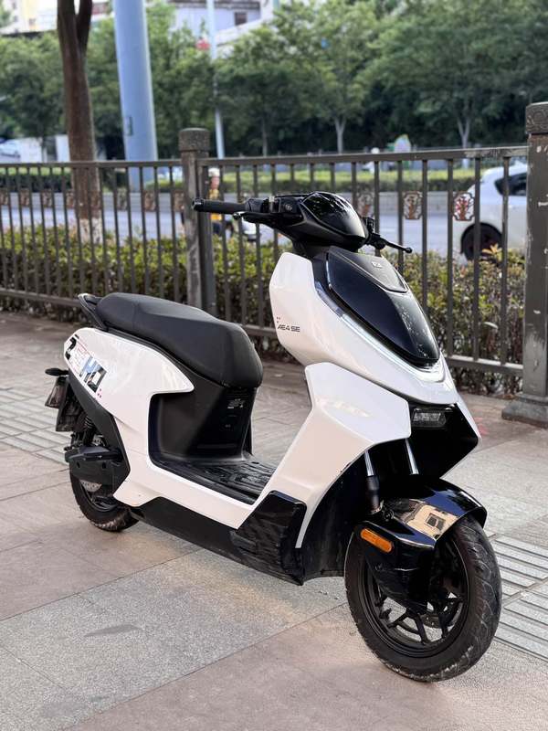 极核 AE4